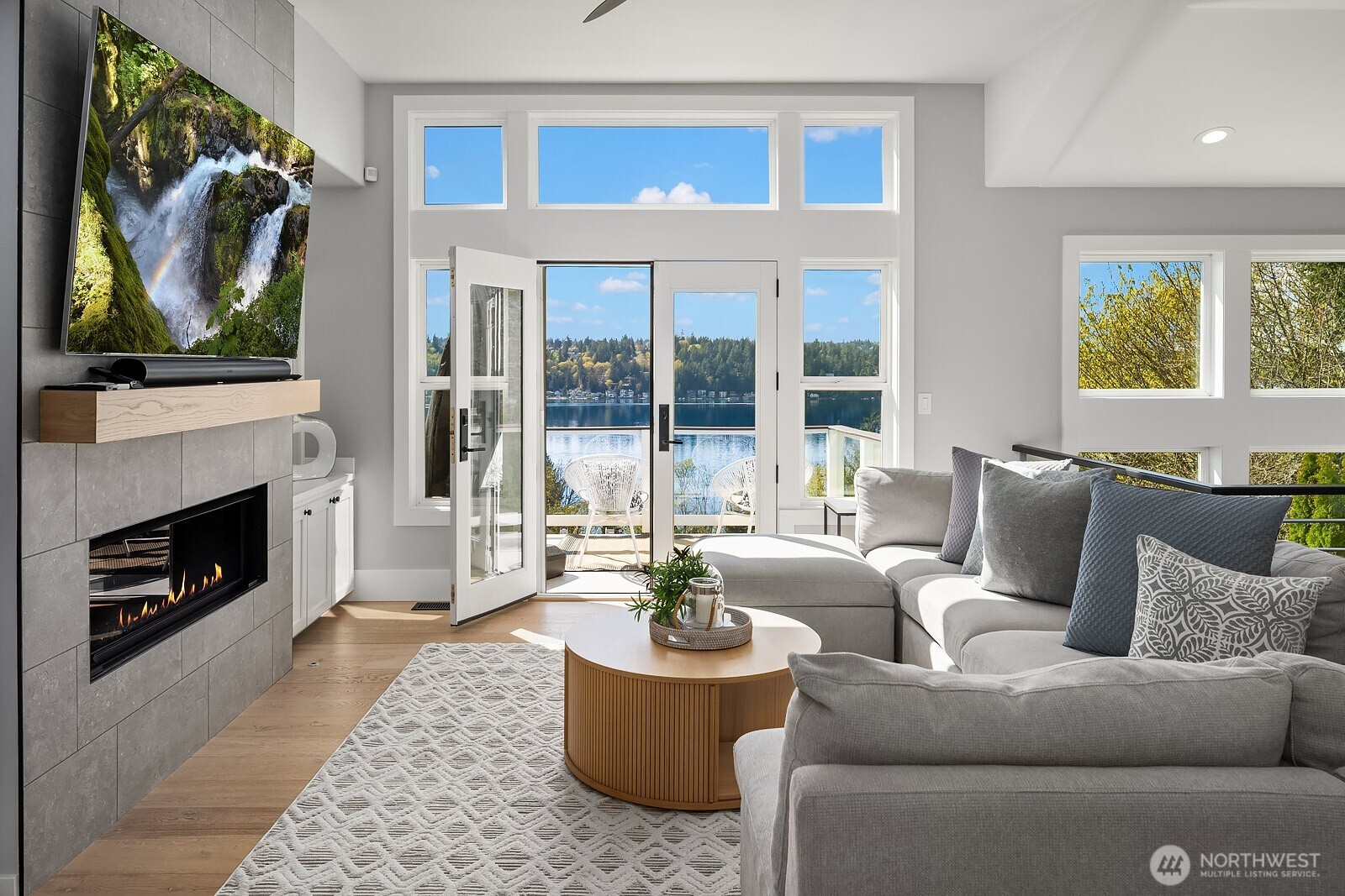 1650 204th Avenue NE