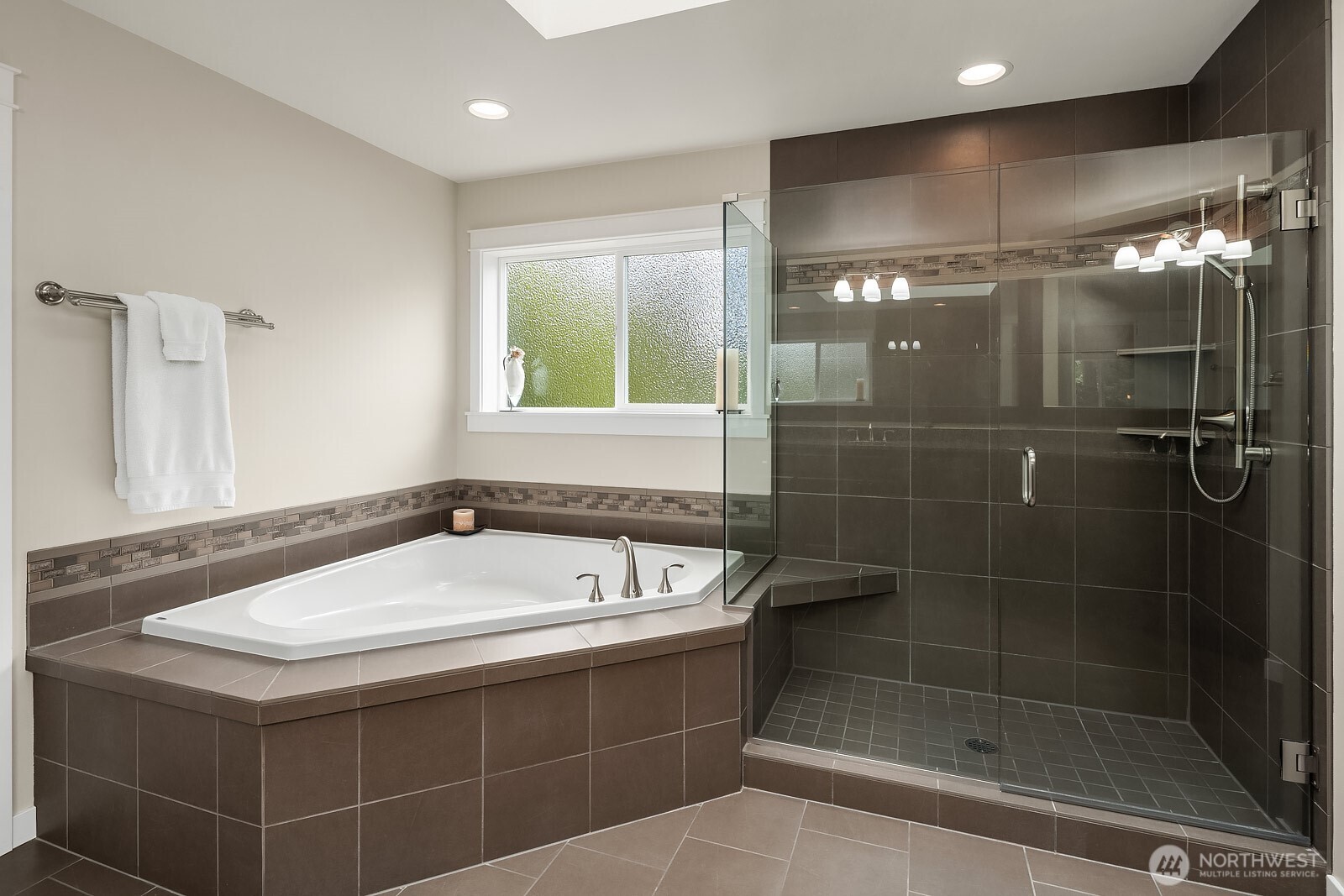 21298 SE 25th Street