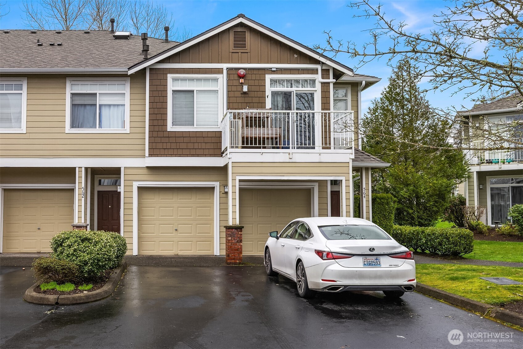 566 241st Lane SE