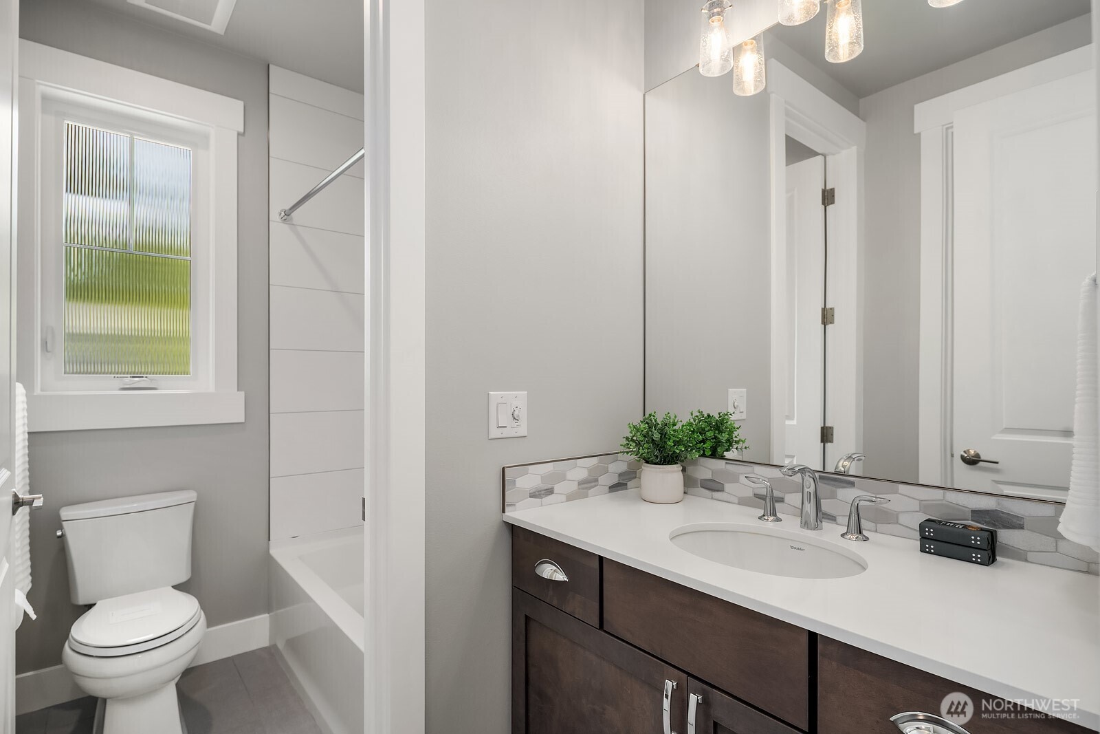 1646 106th Avenue SE