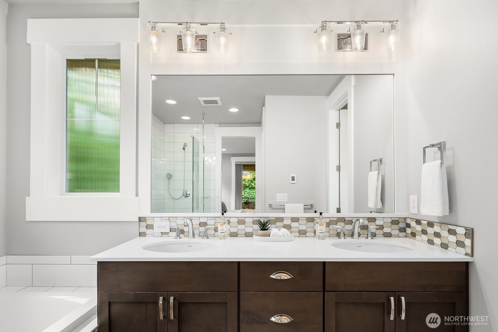 1646 106th Avenue SE