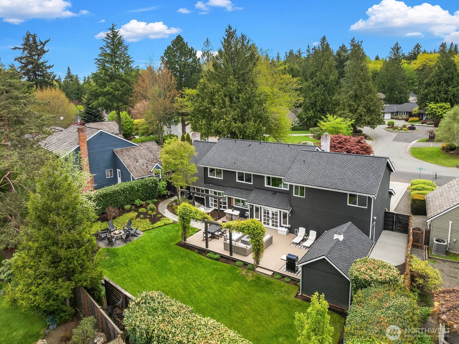 3819 204th Avenue NE