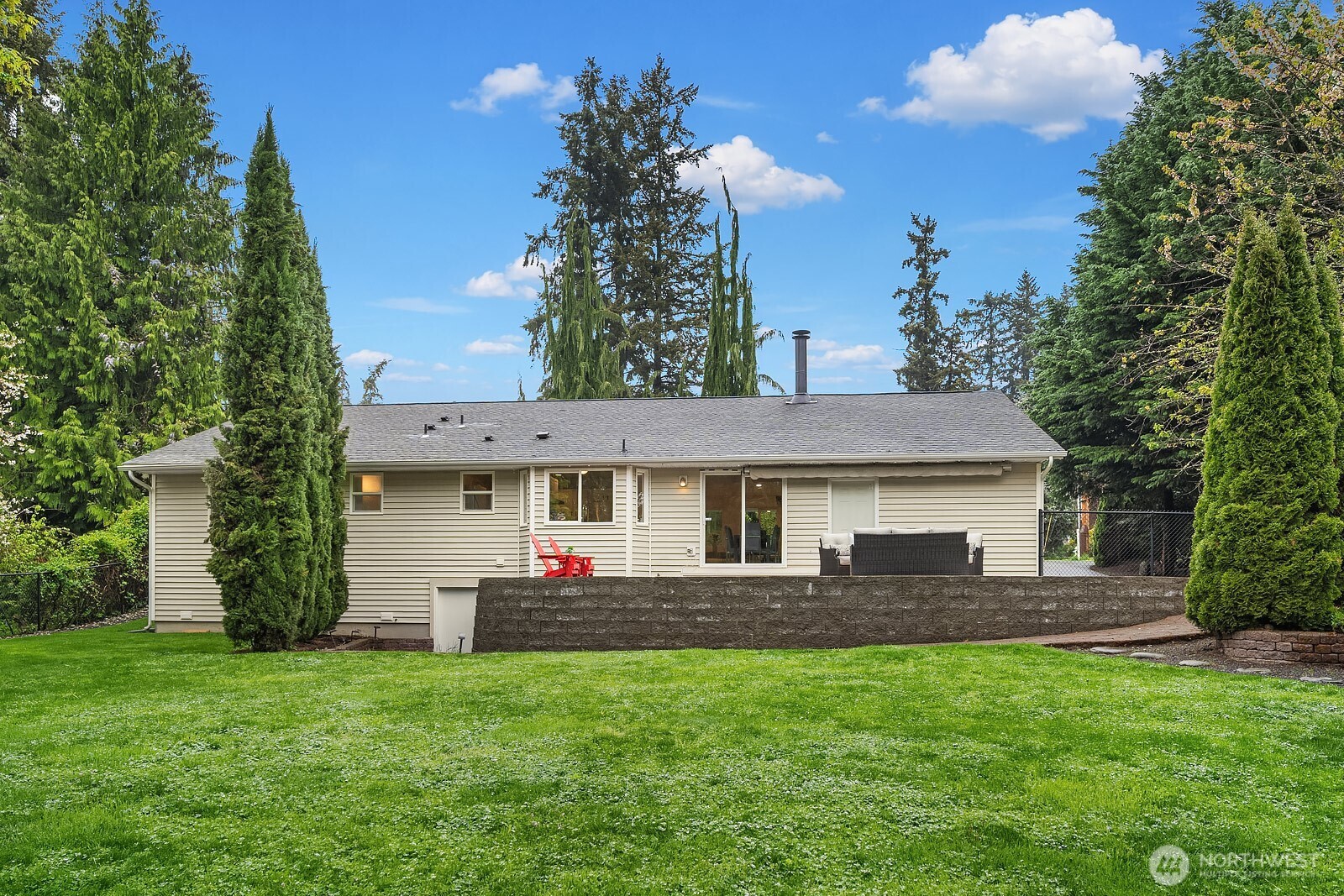 7547 NE 200th Street