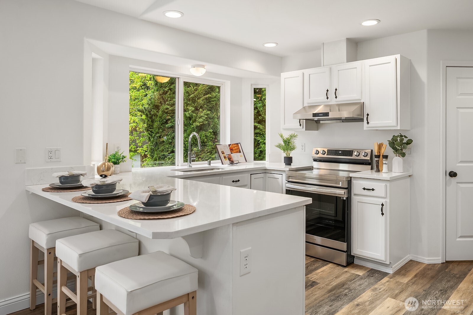 7547 NE 200th Street