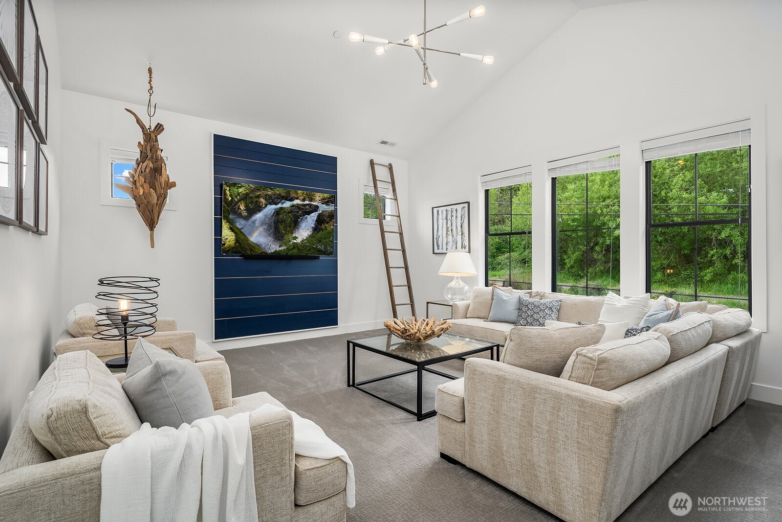 4233 E Lake Sammamish Shore Lane SE