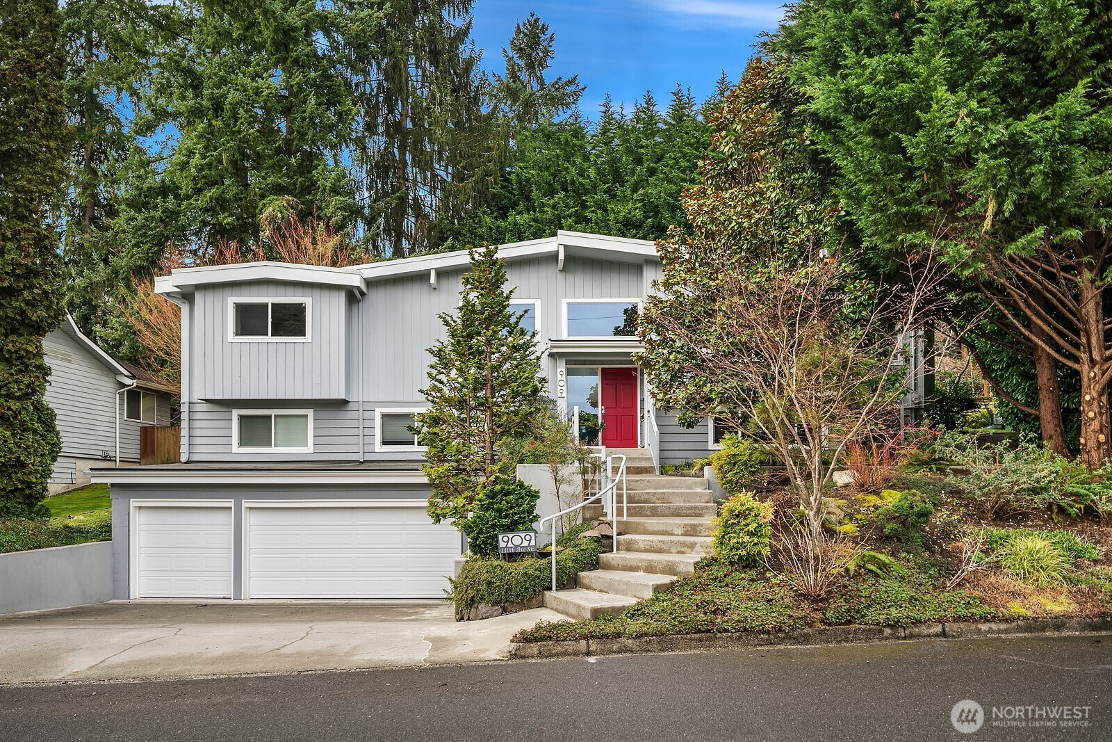 909 110th Avenue SE