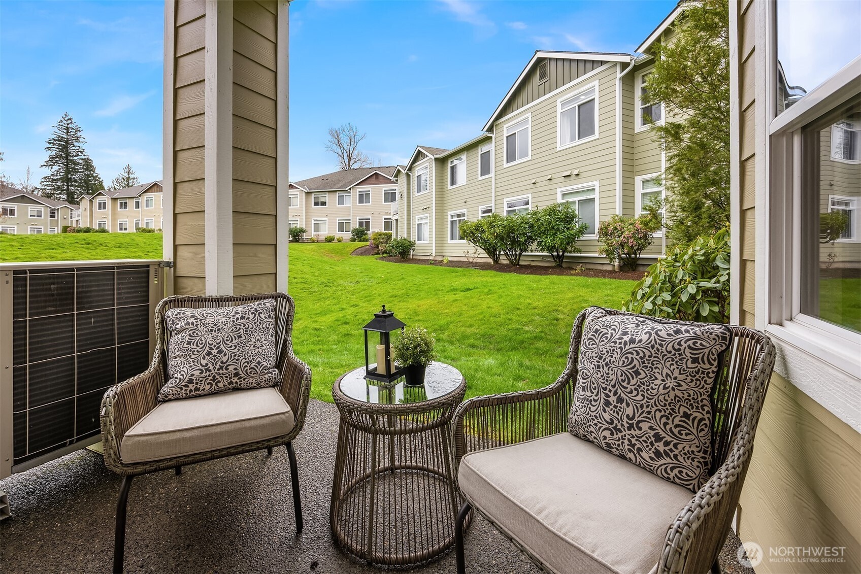 566 241st Lane SE