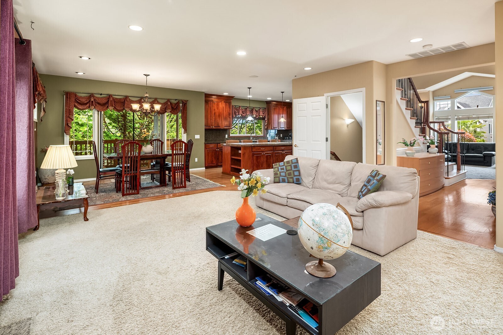 13915 SE 238th Place