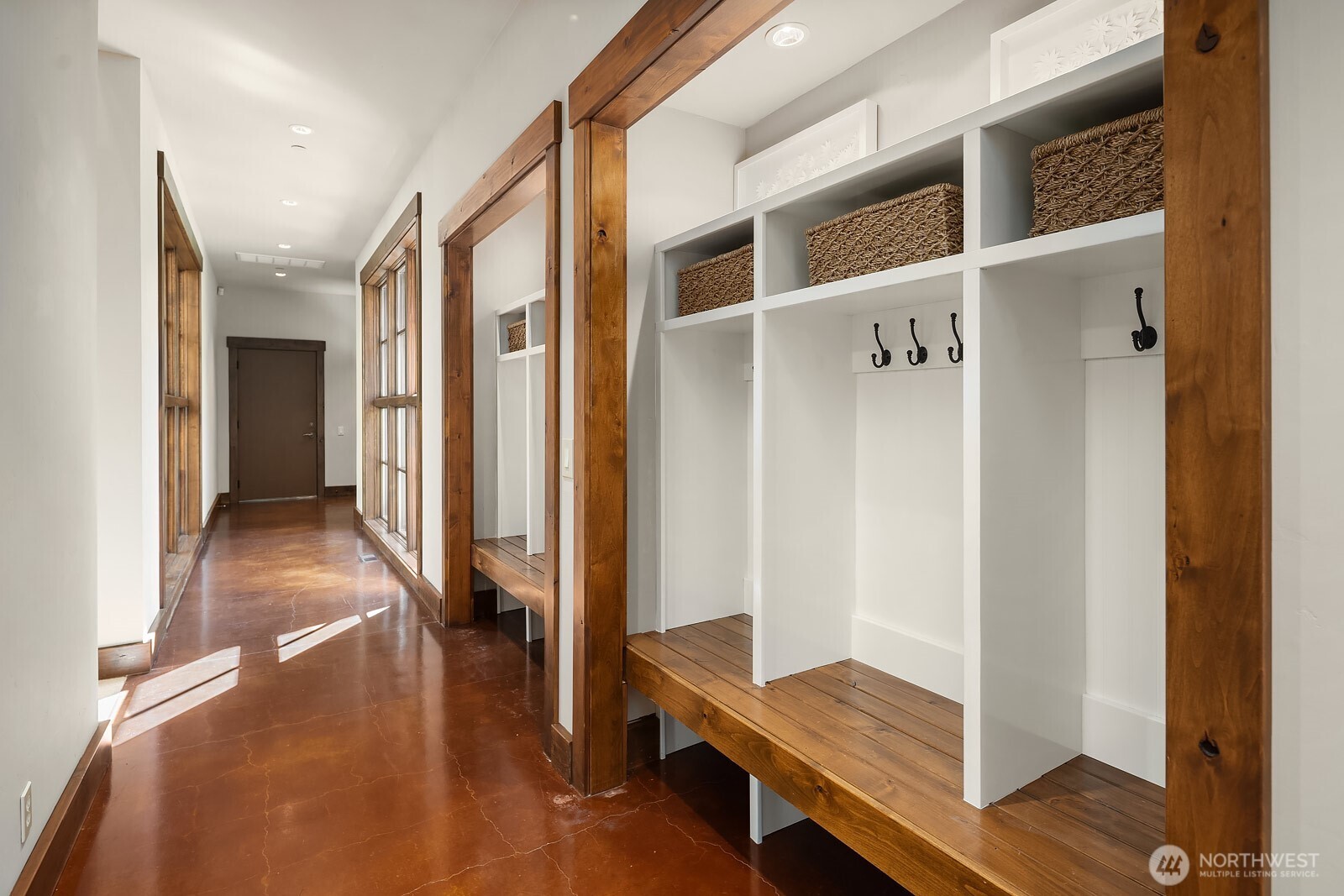 121 Silver Queen Lane