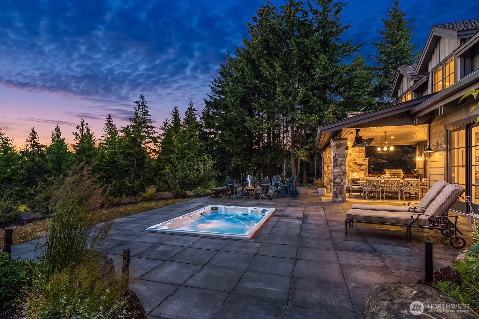 121 Silver Queen Lane
