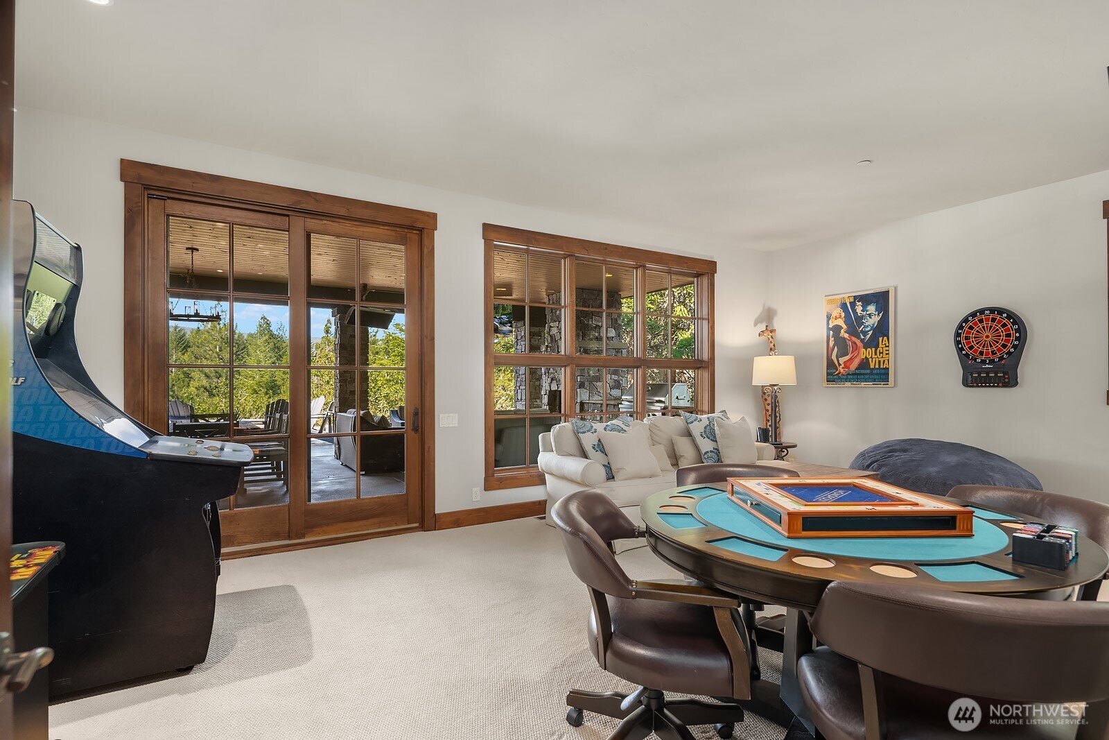121 Silver Queen Lane