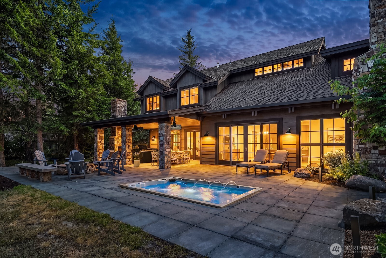 121 Silver Queen Lane