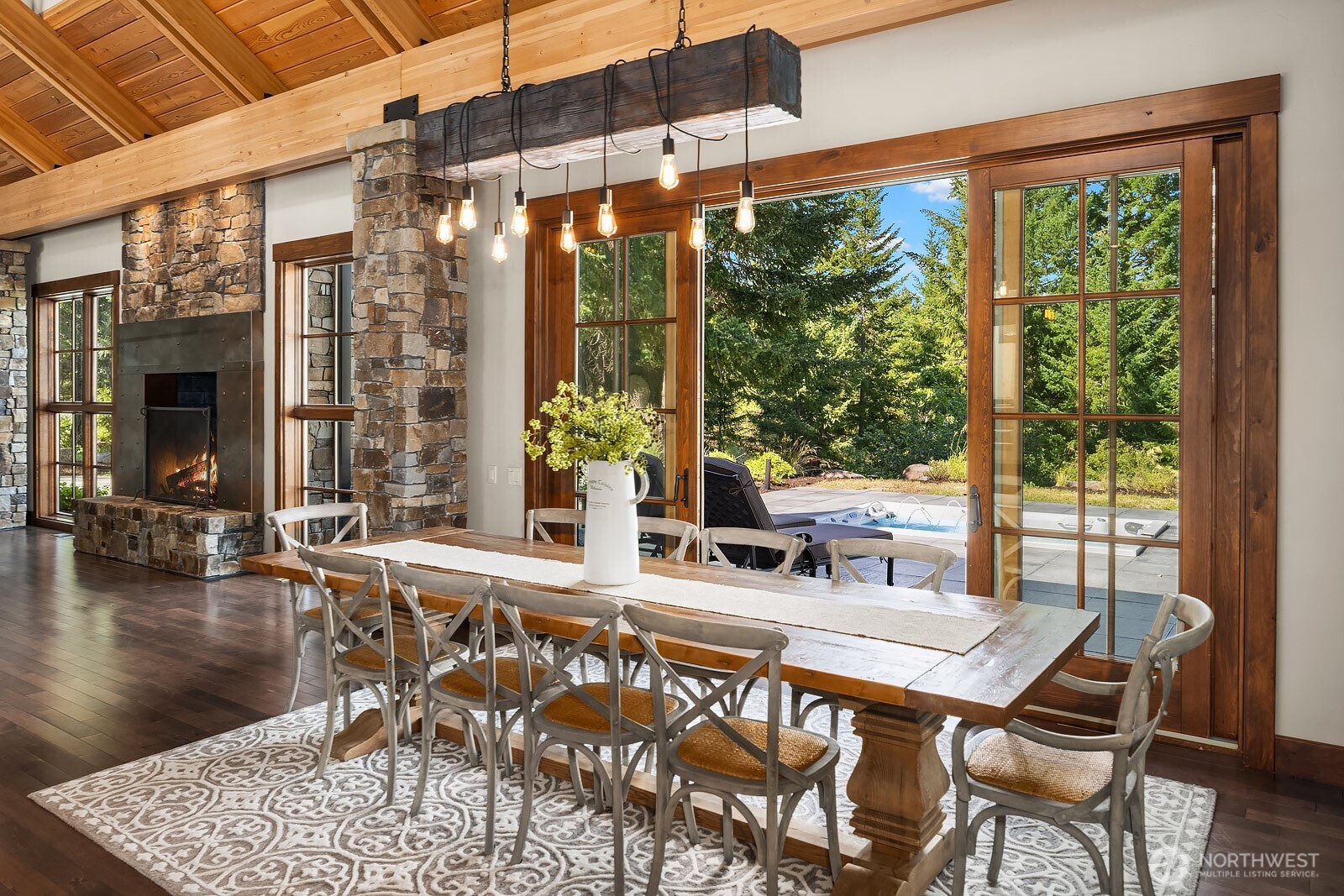 121 Silver Queen Lane