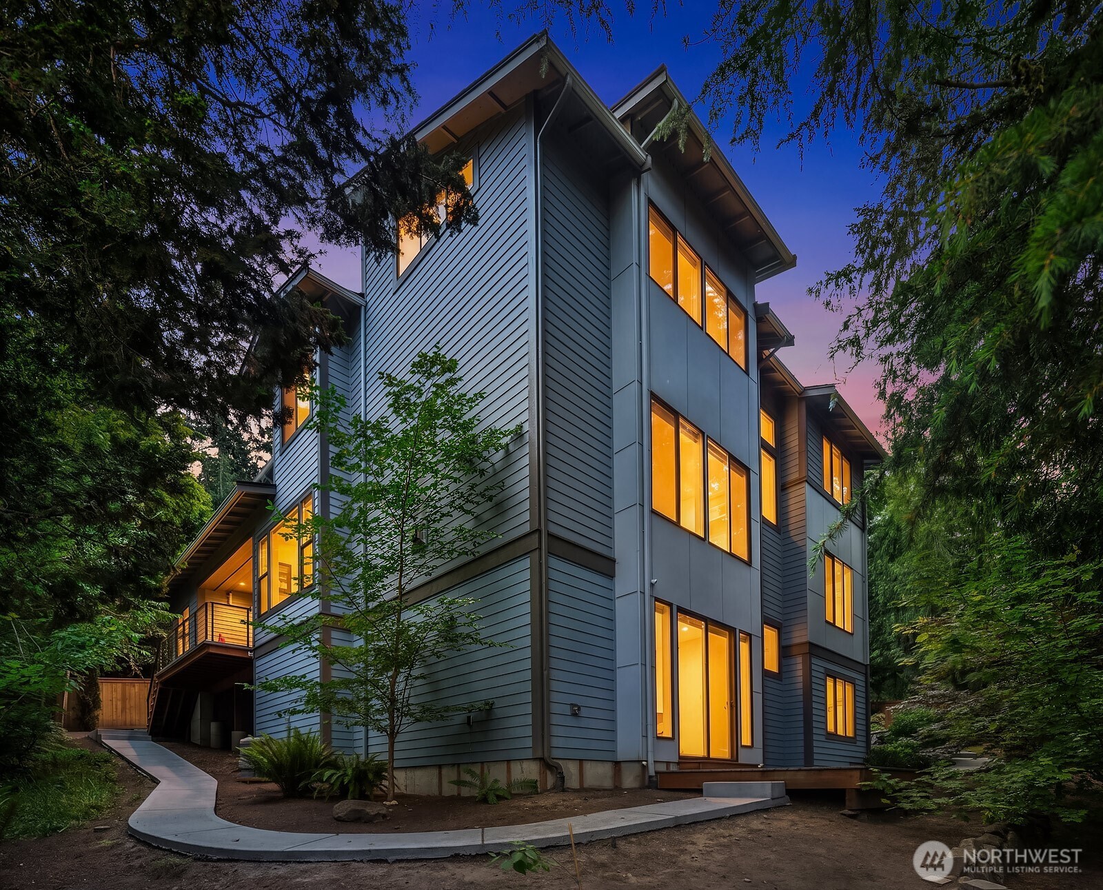 3230 175th Court NE