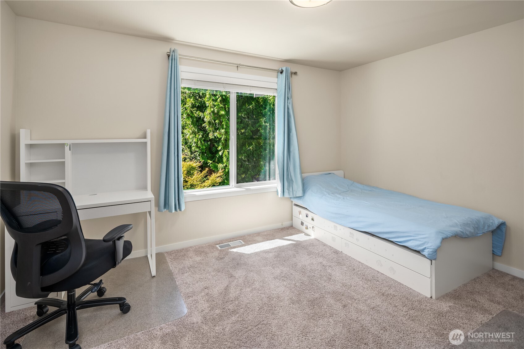 3230 175th Court NE