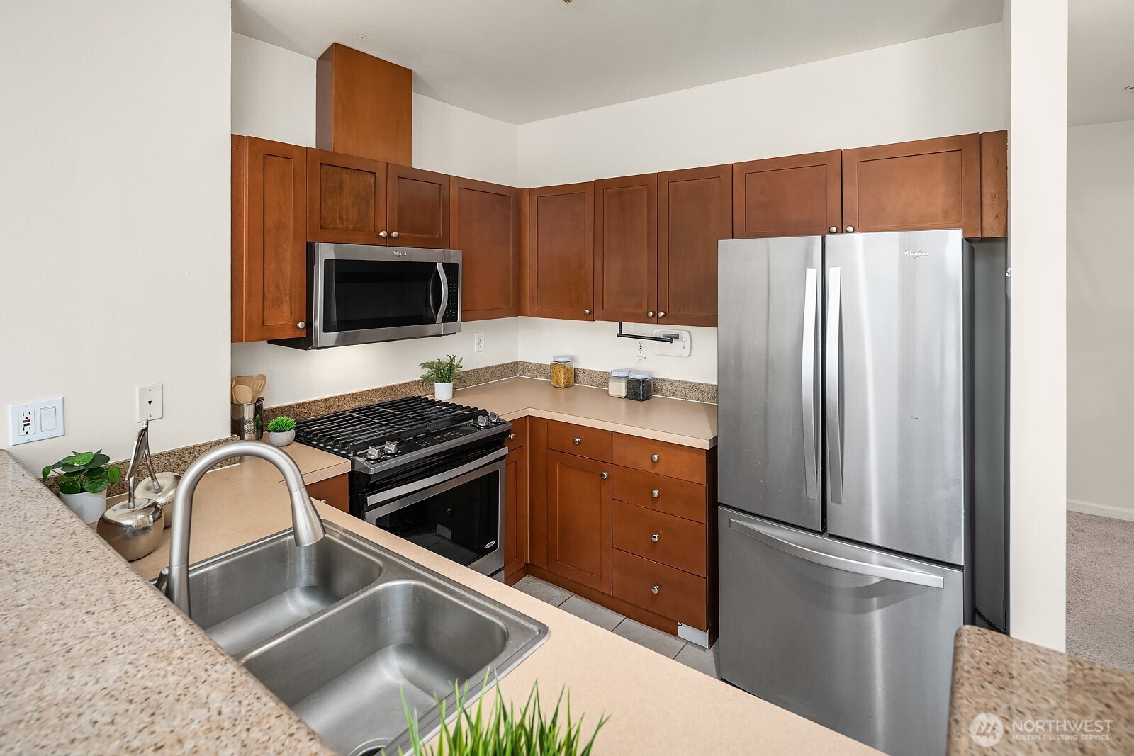 1000 Aurora Avenue N Unit: 311