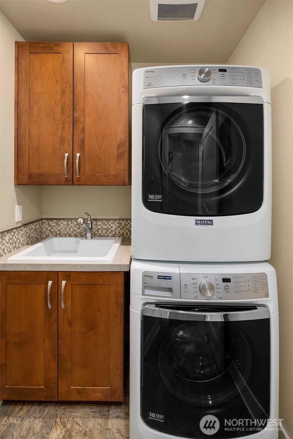 20 6th Street