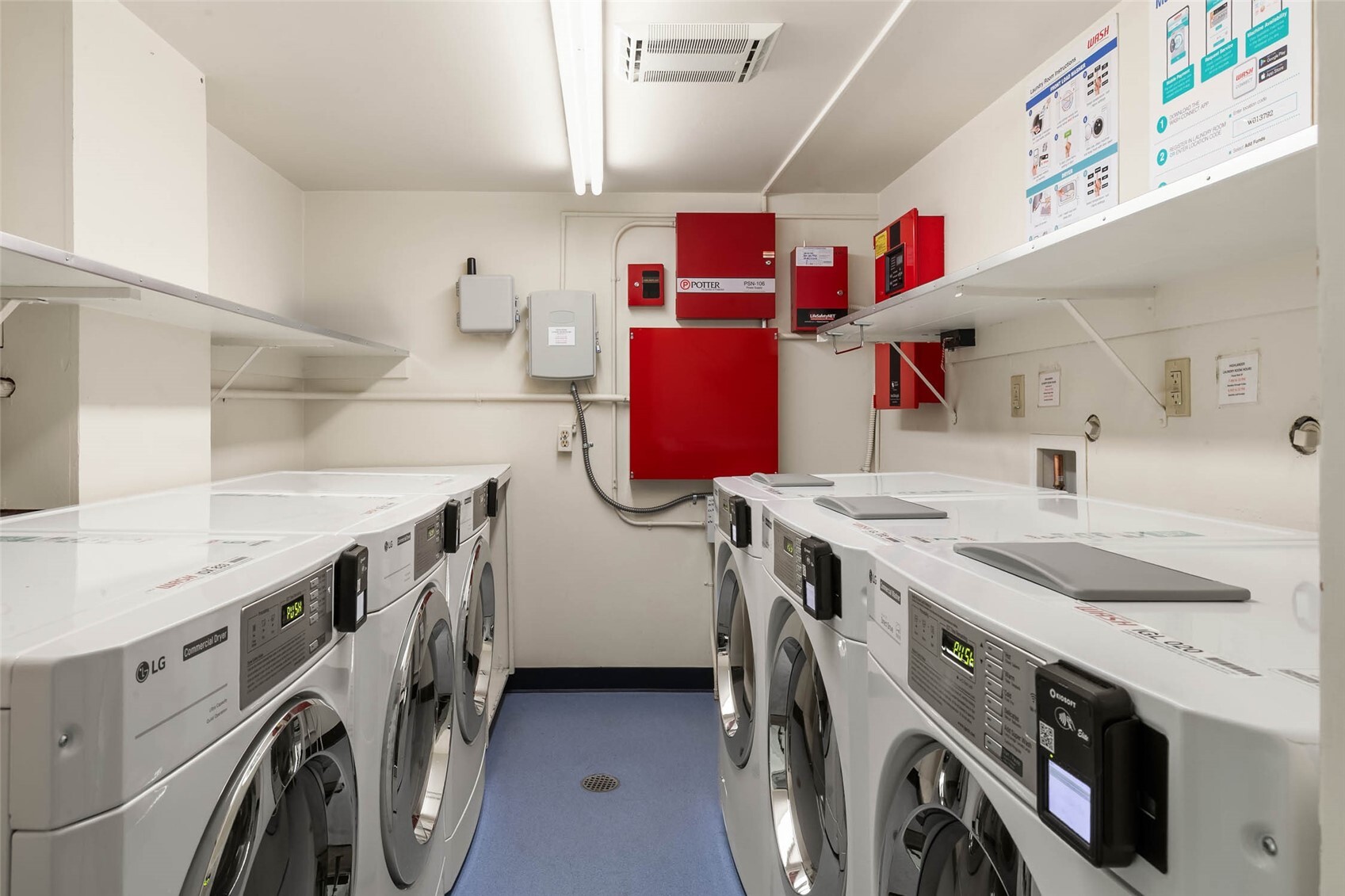 525 Belmont Avenue E Unit: 3C