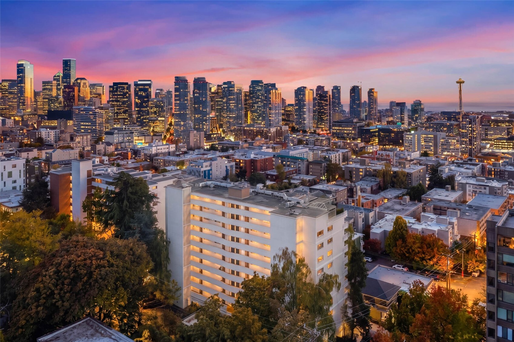 525 Belmont Avenue E Unit: 3C