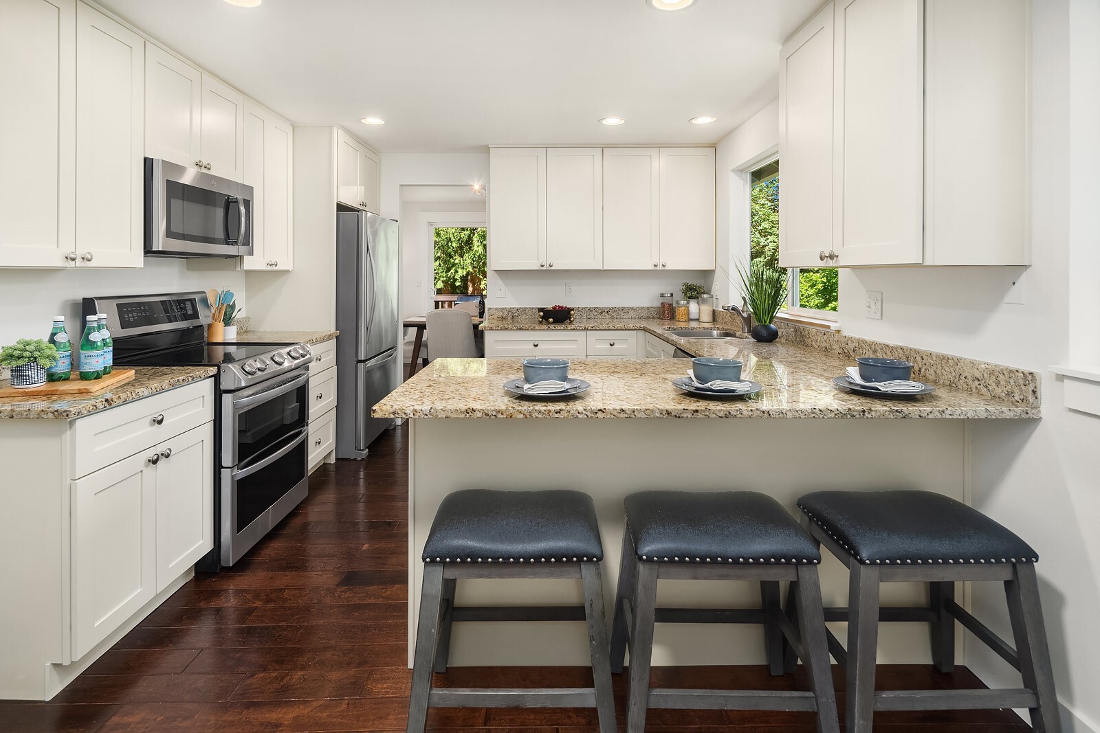 22706 NE 12th Place