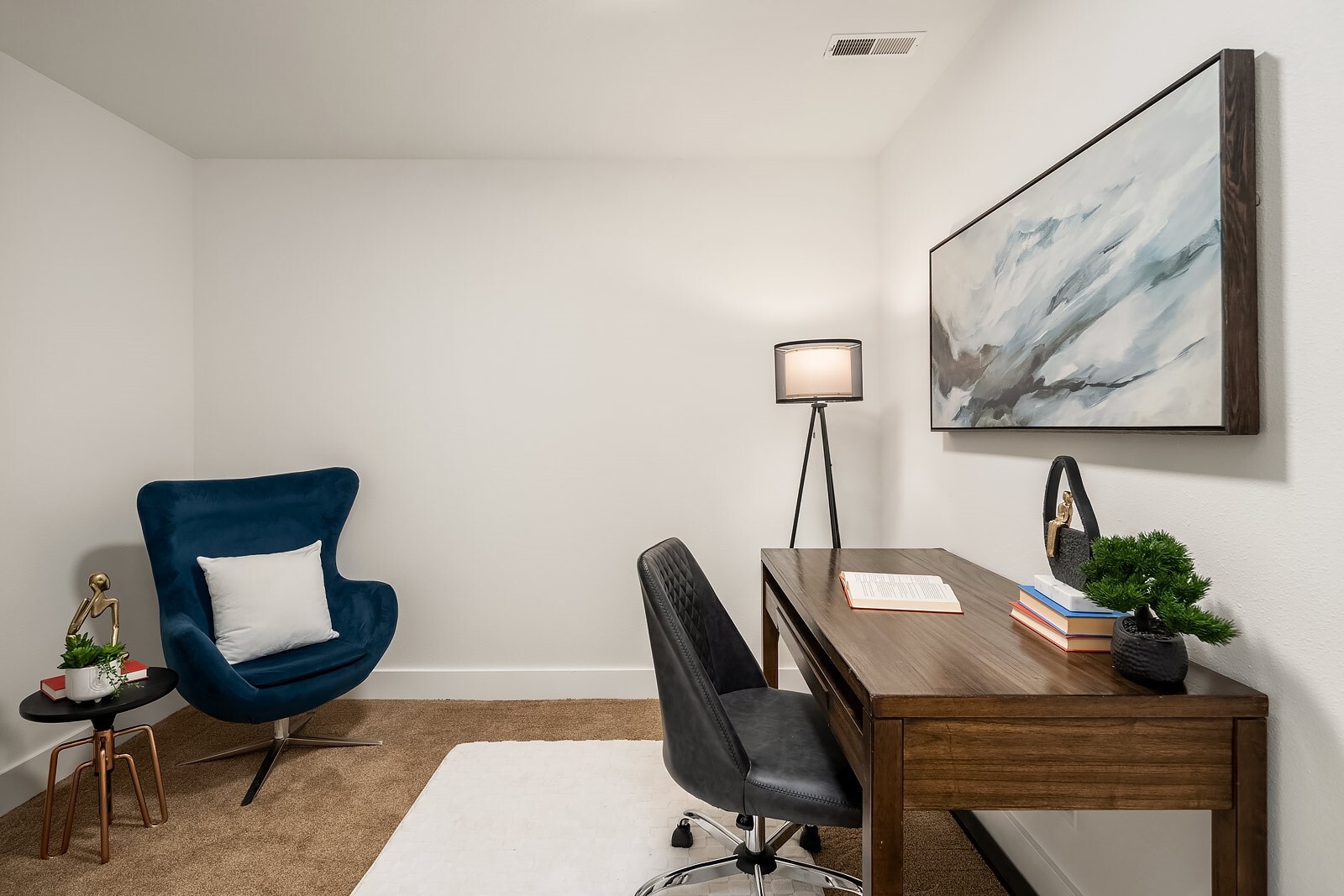 22706 NE 12th Place