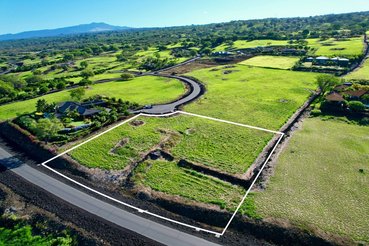 81-6546 MAU PUA WAY