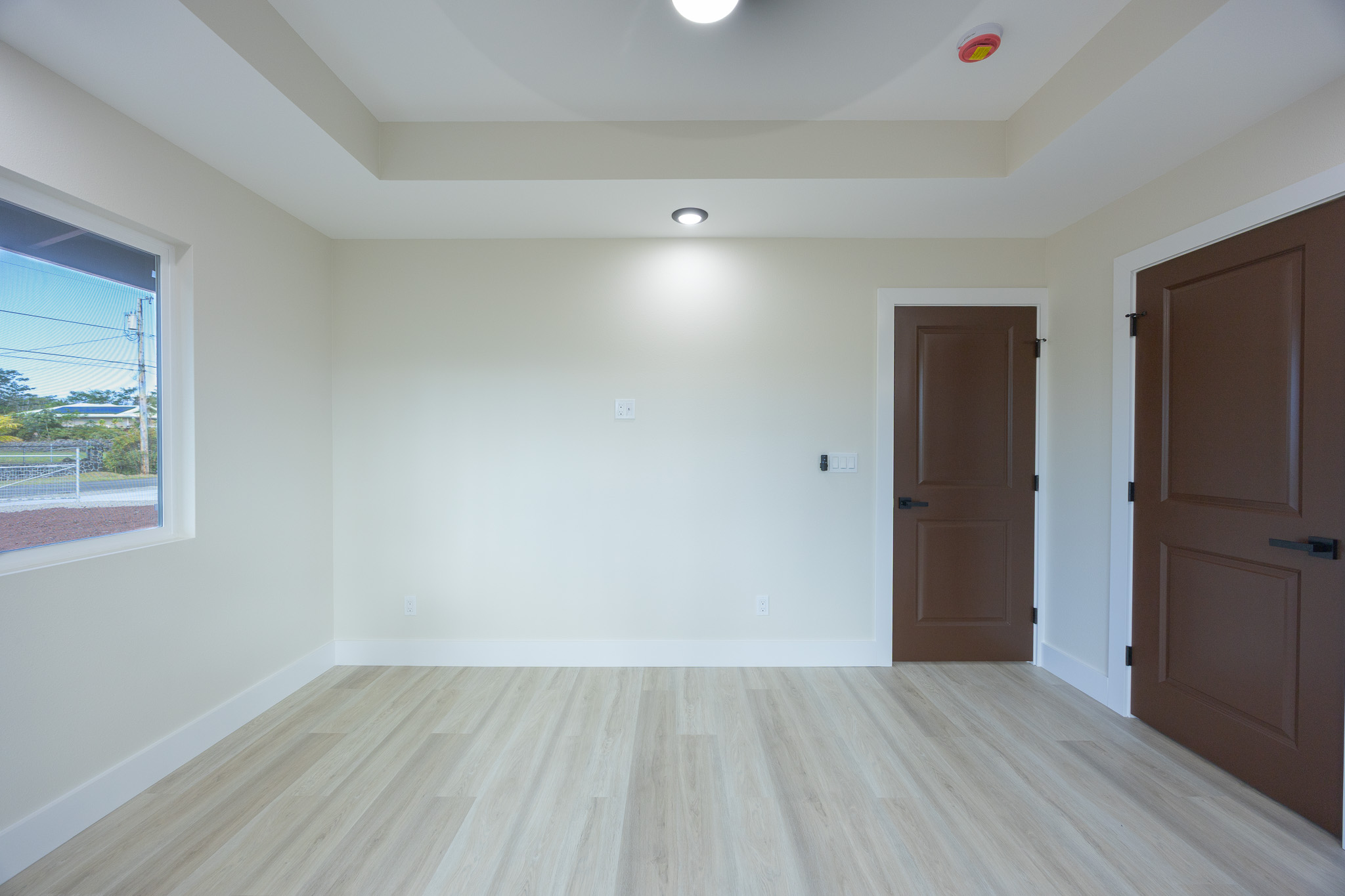 15-1663 16TH AVE