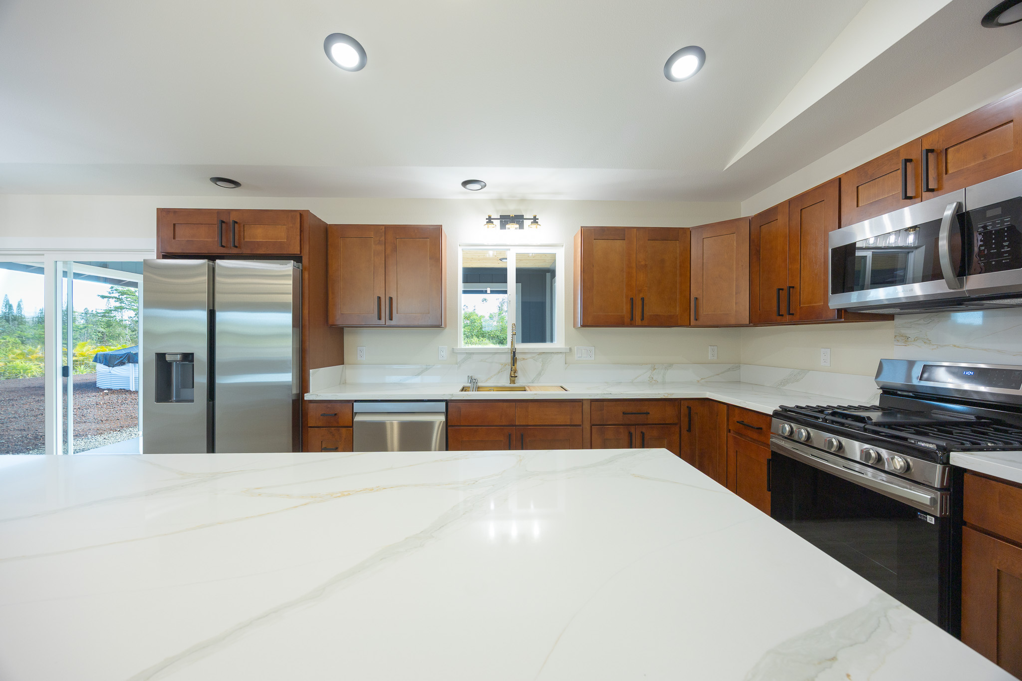 15-1663 16TH AVE