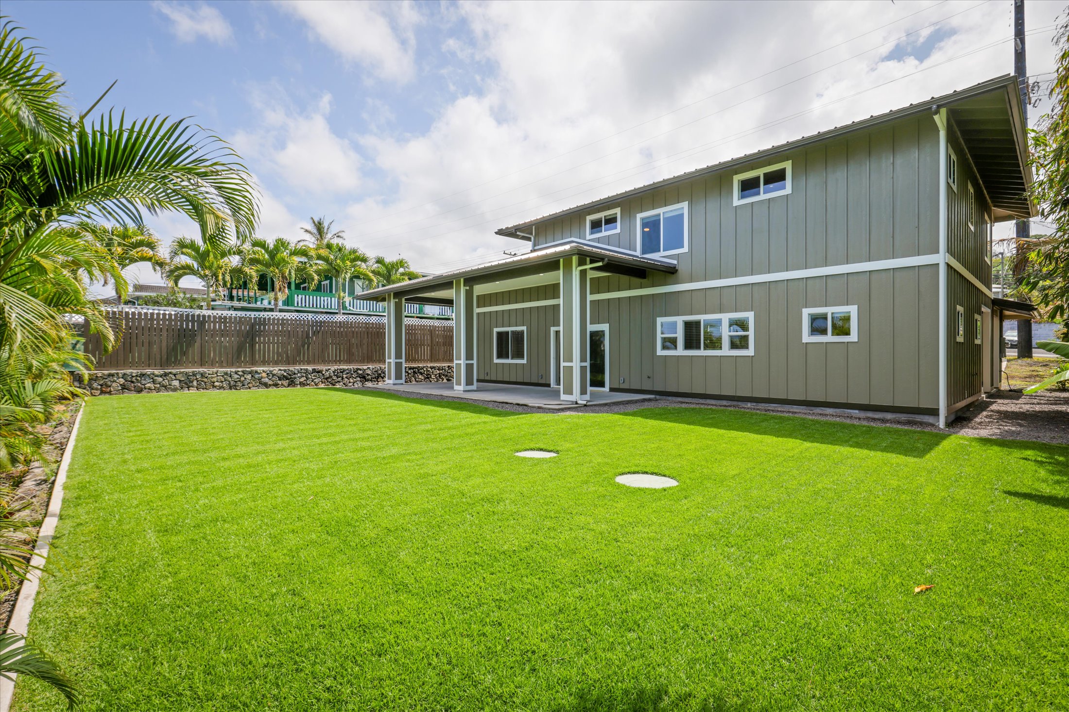 81-6357 MAMALAHOA HIGHWAY