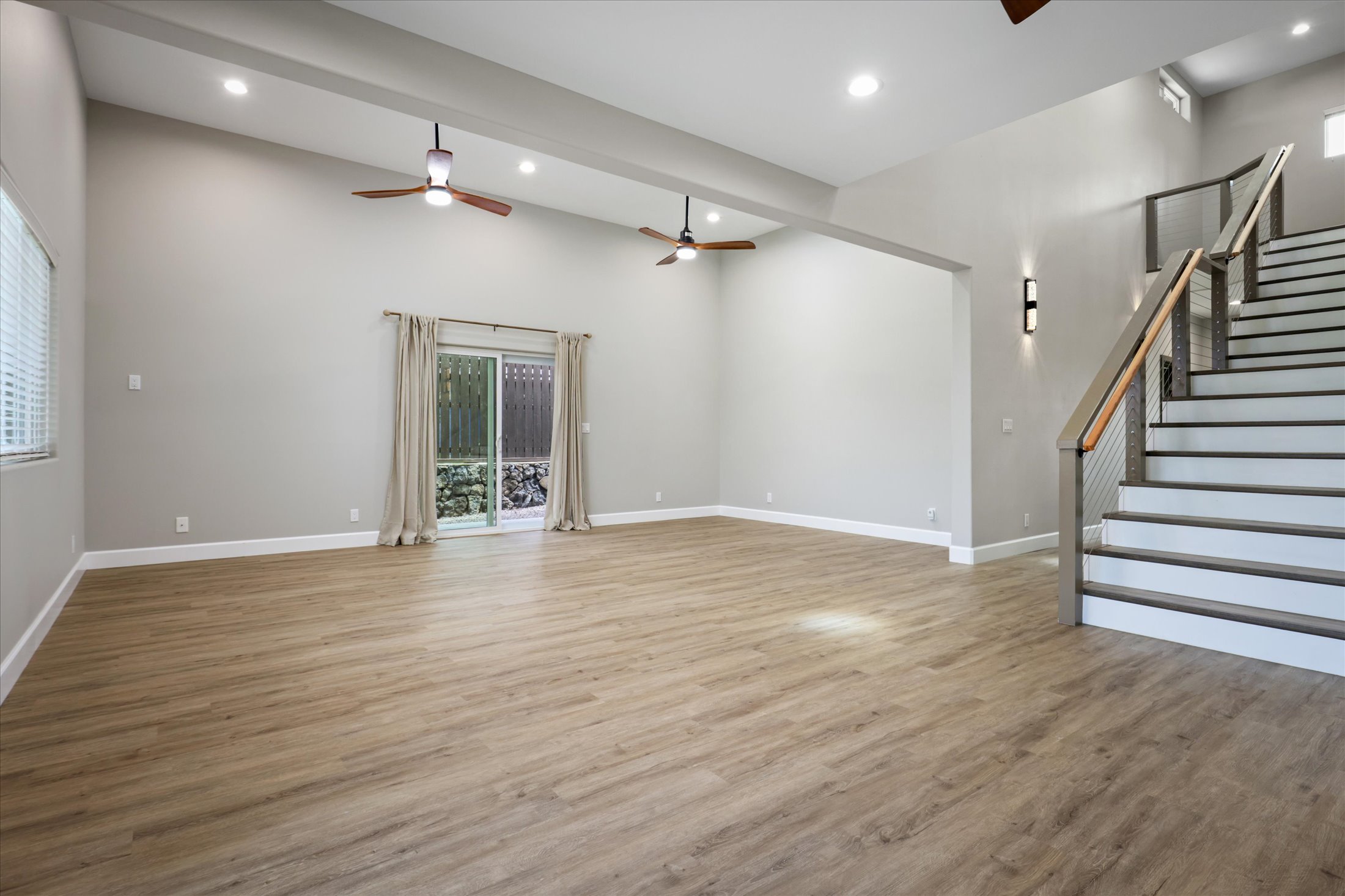 81-6357 MAMALAHOA HIGHWAY