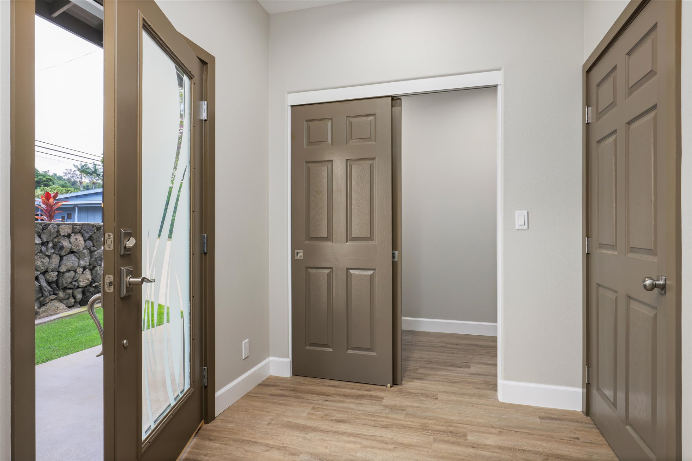 81-6357 MAMALAHOA HIGHWAY