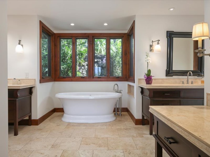 81-6426 KAELEHUA WAY