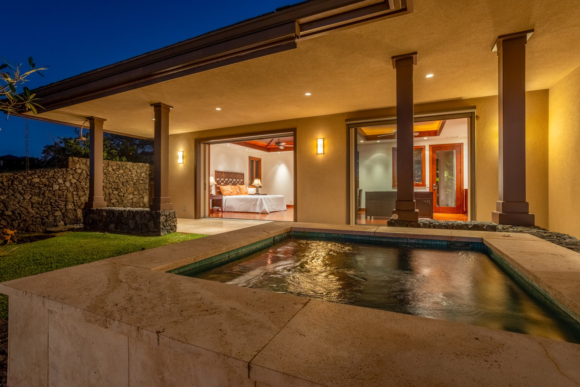 81-6426 KAELEHUA WAY