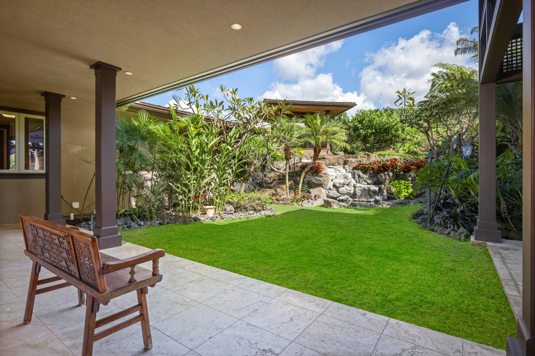 81-6426 KAELEHUA WAY