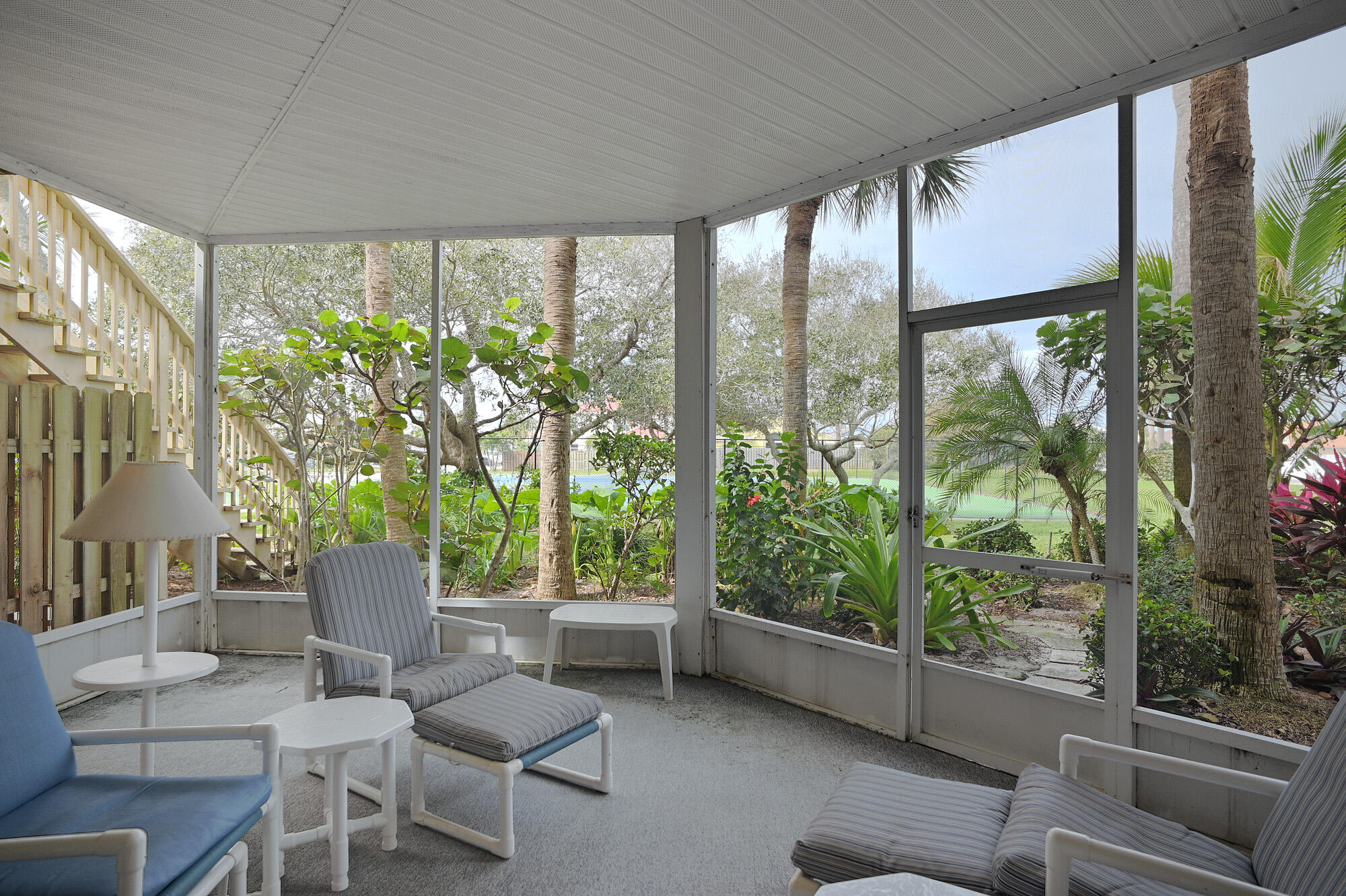 111 La Costa Street, 604