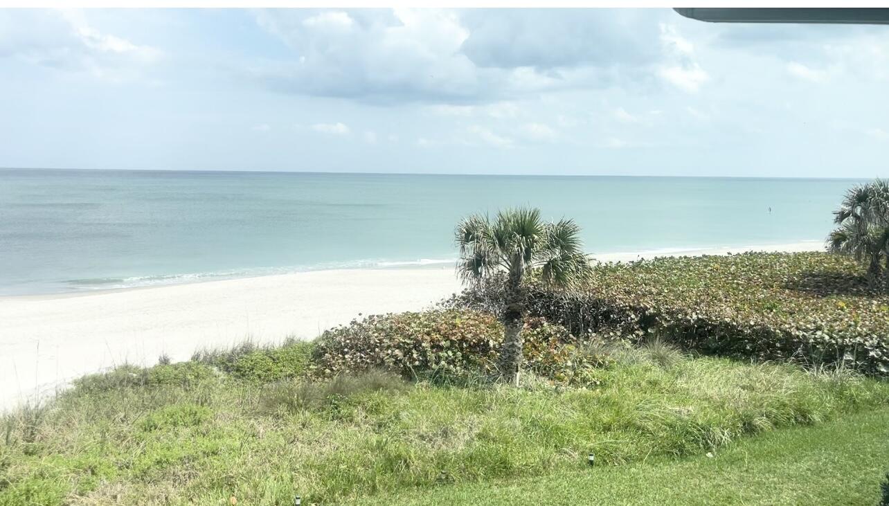 2583 S Hwy A1a, 102