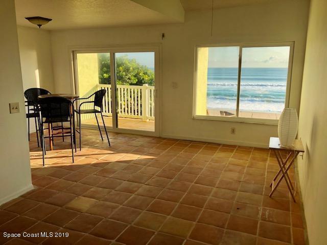 2583 S Hwy A1a, 102