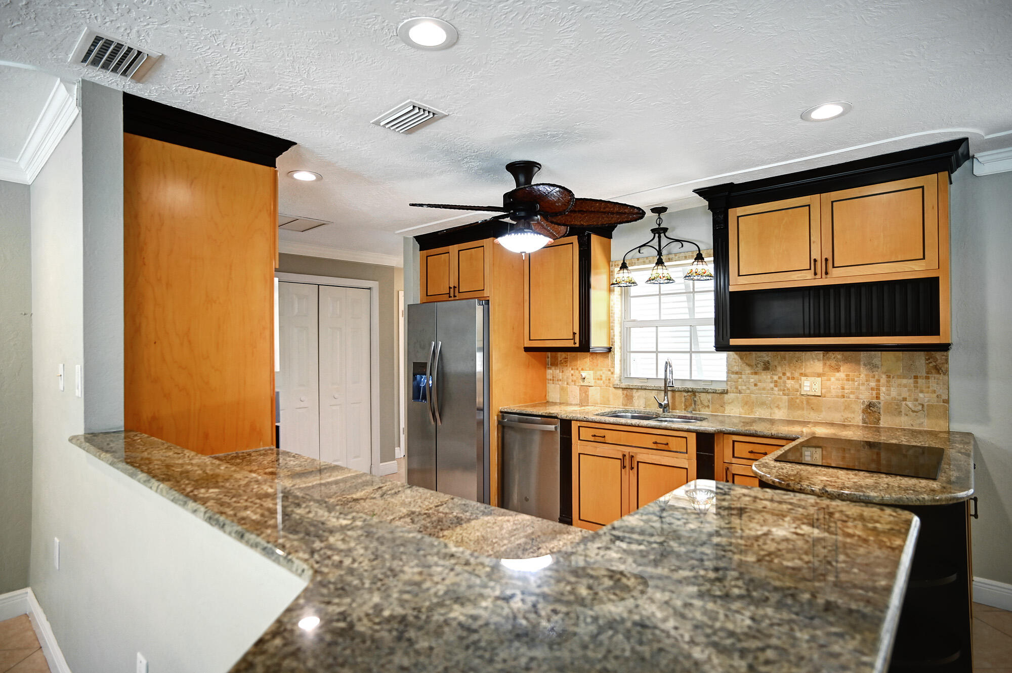 414 Poinsettia Road