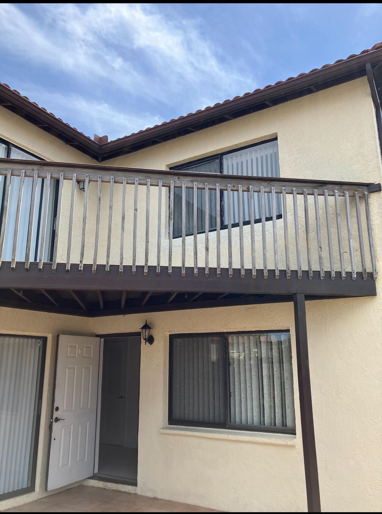 3272 Sand Court
