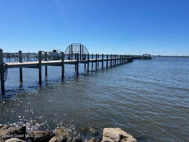 250 Seaview Street, 5