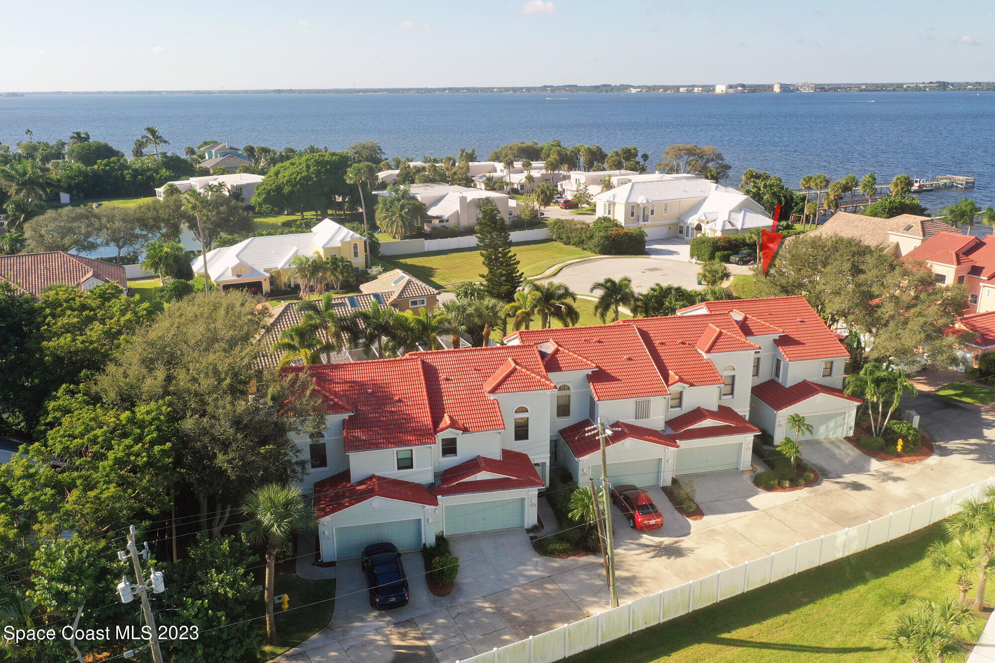 250 Seaview Street, 5