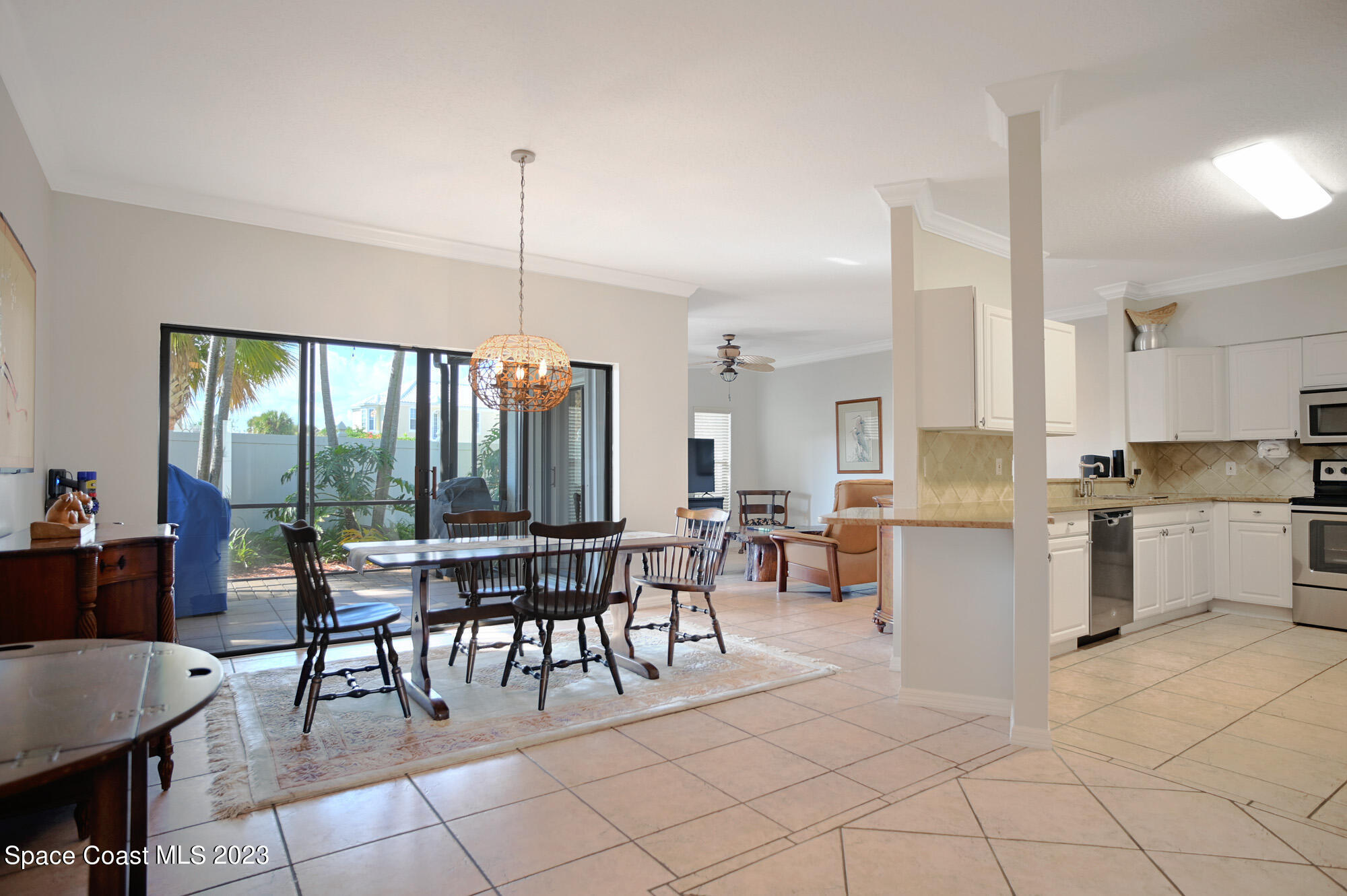 250 Seaview Street, 5