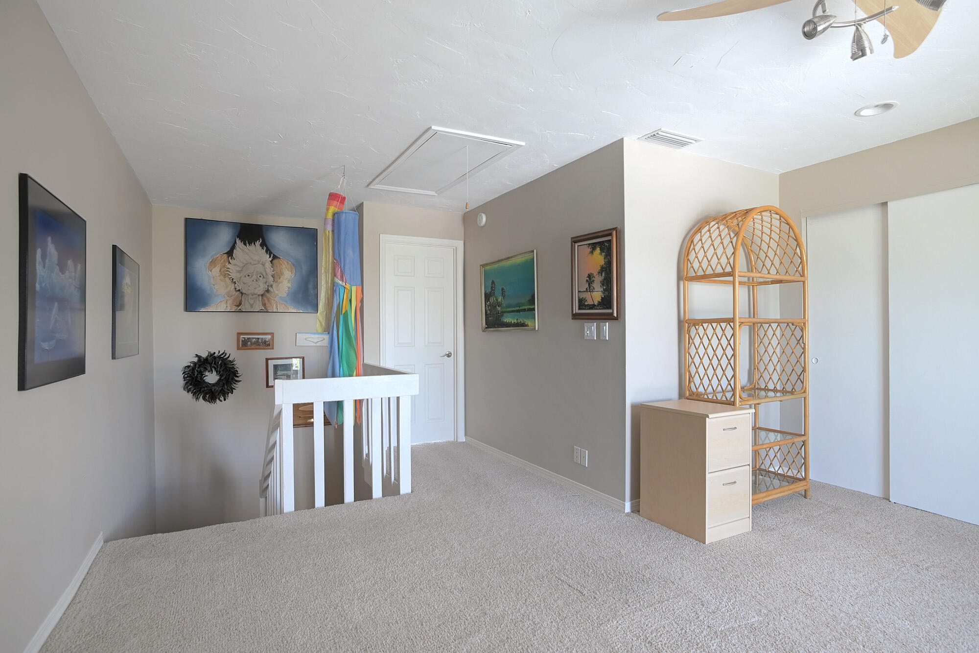 200 3rd Avenue, 6