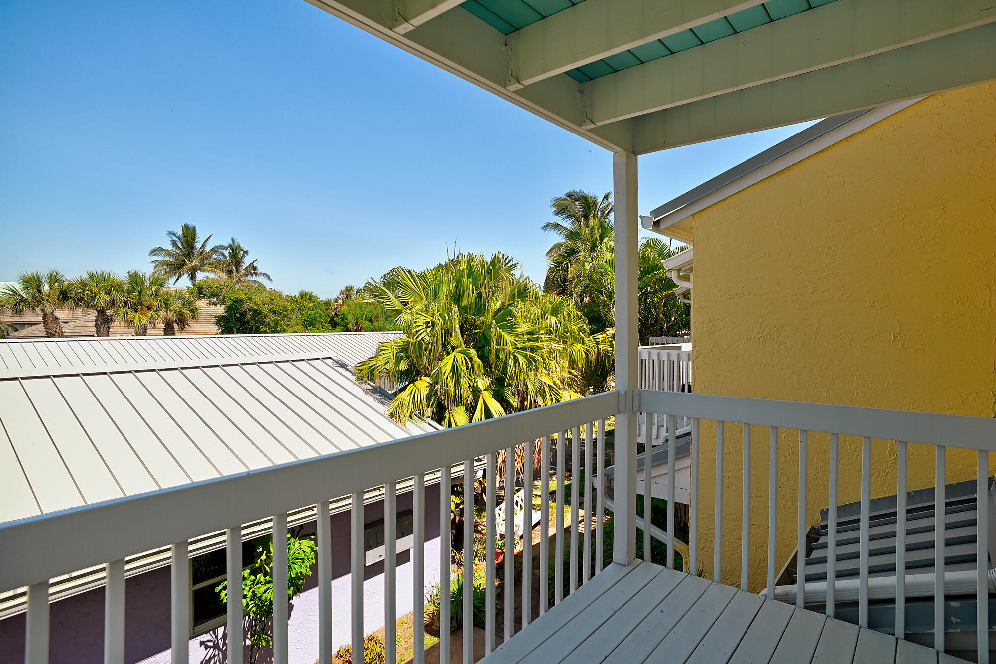 200 3rd Avenue, 6
