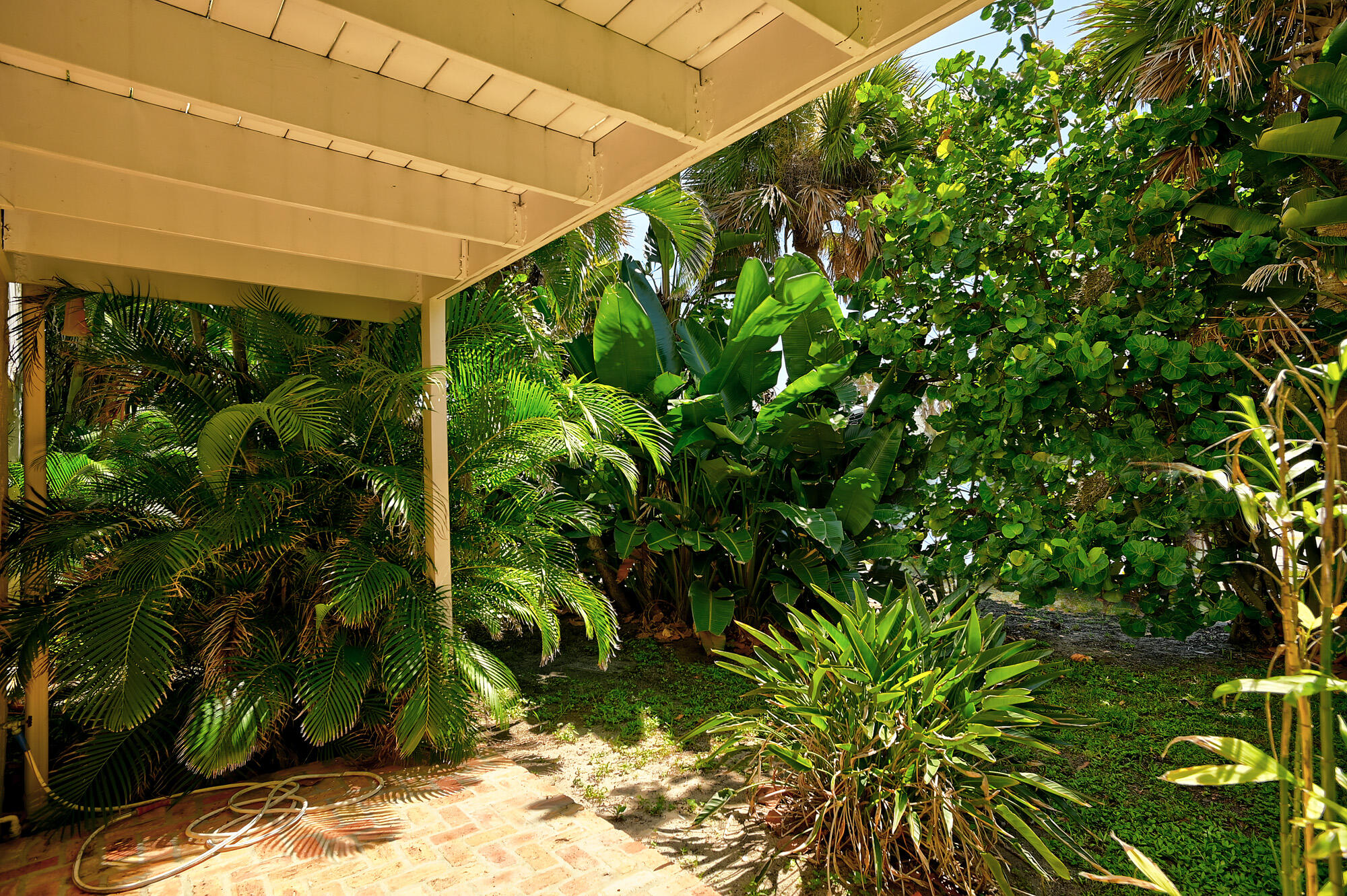 200 3rd Avenue, 6
