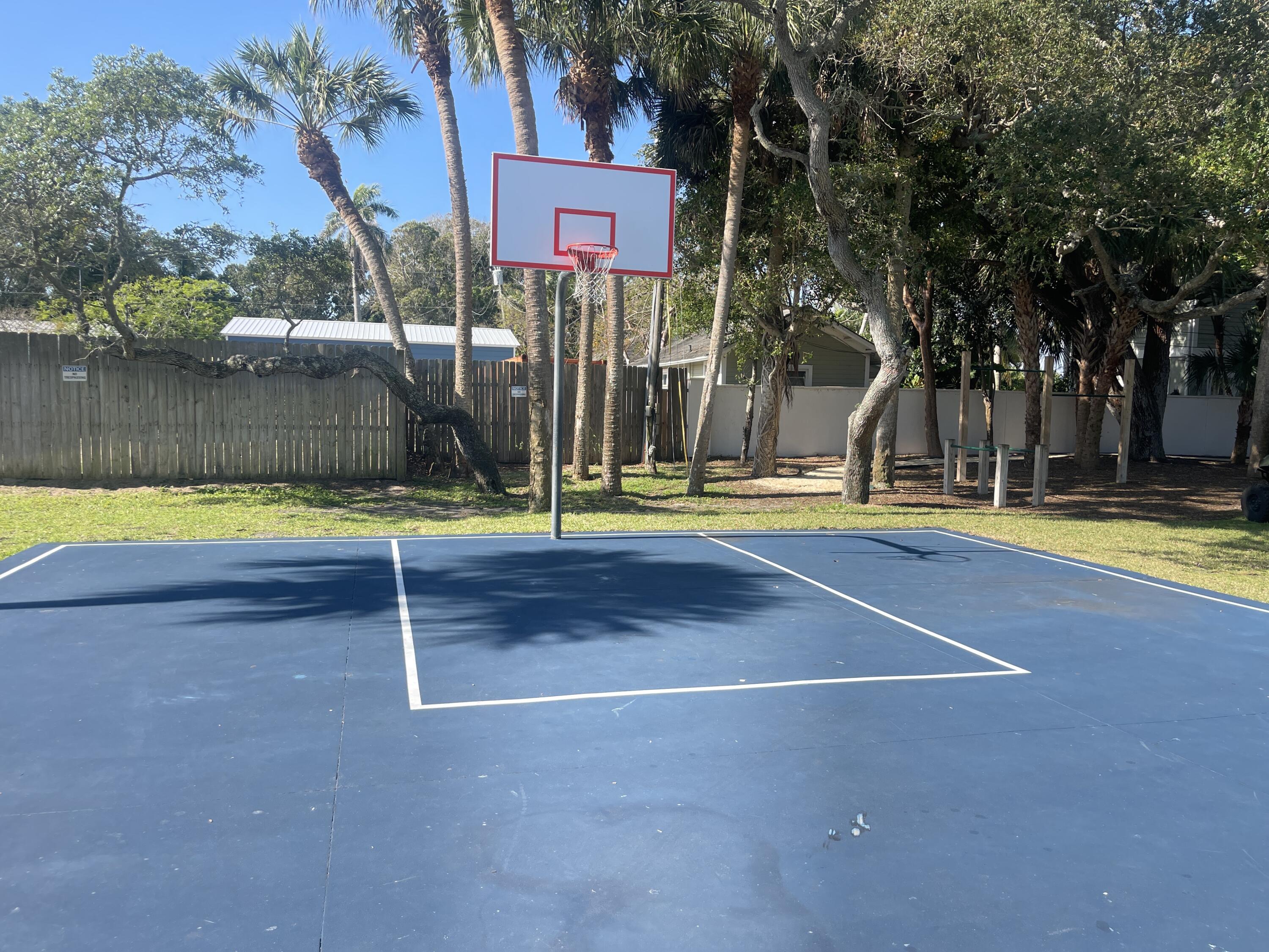 200 3rd Avenue, 6
