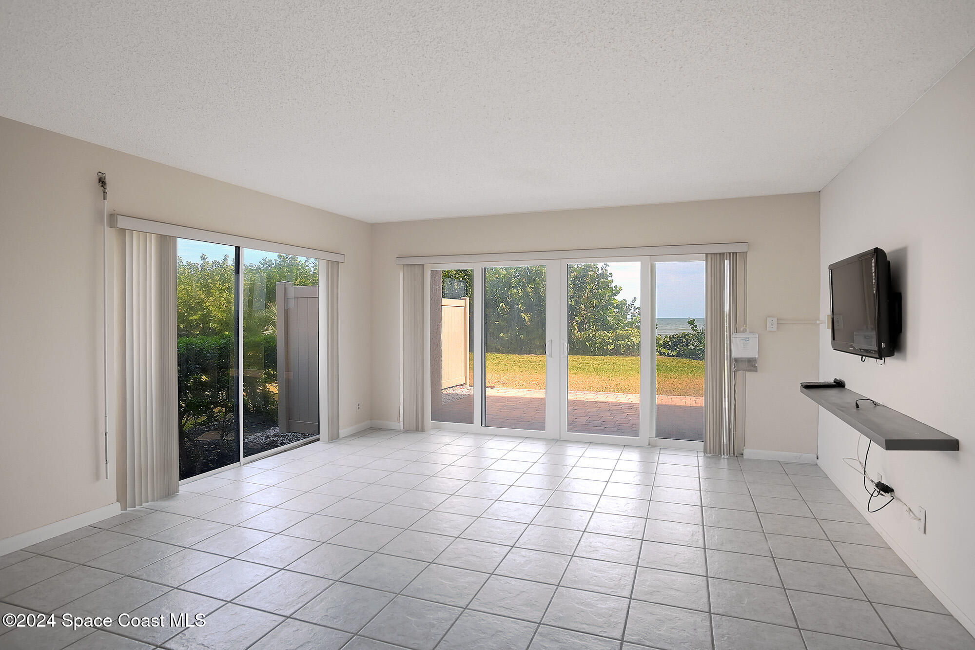 995 N Highway A1a 101