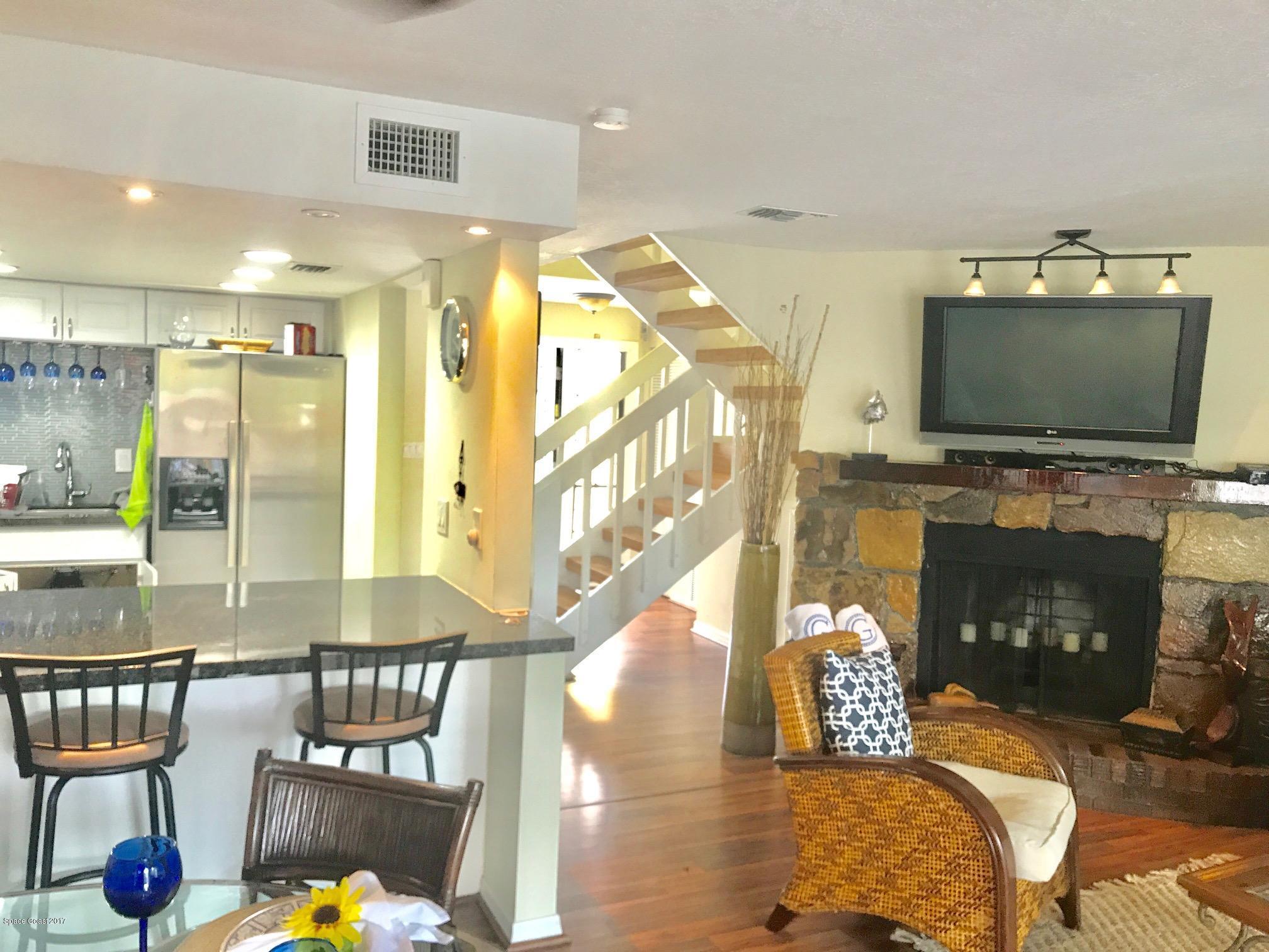 3245 Beach View Way