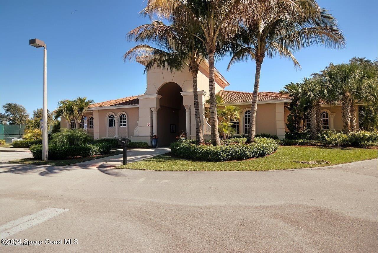 846 Aquarina Boulevard