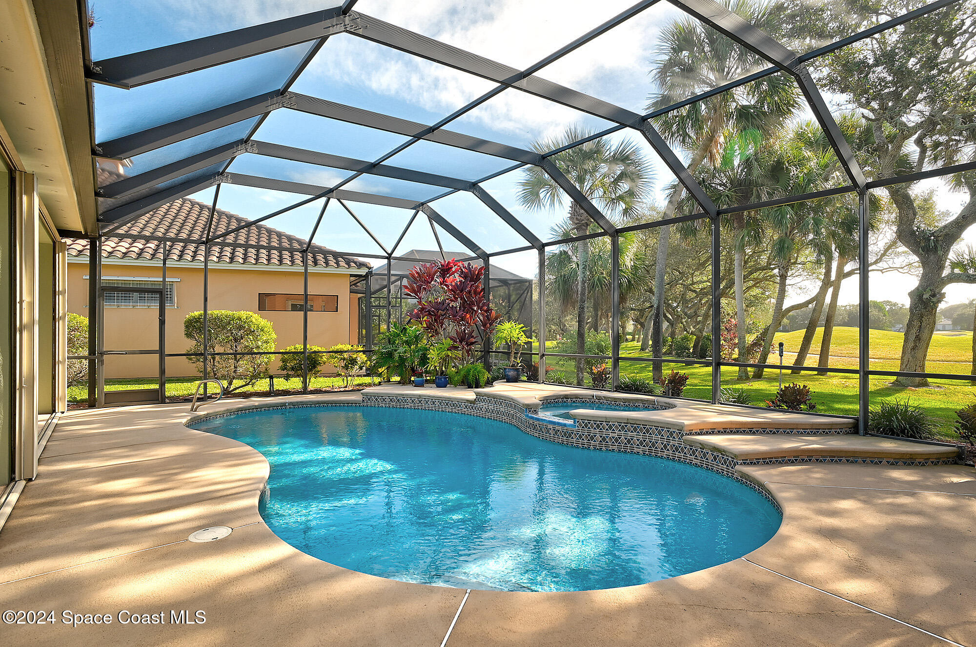 846 Aquarina Boulevard